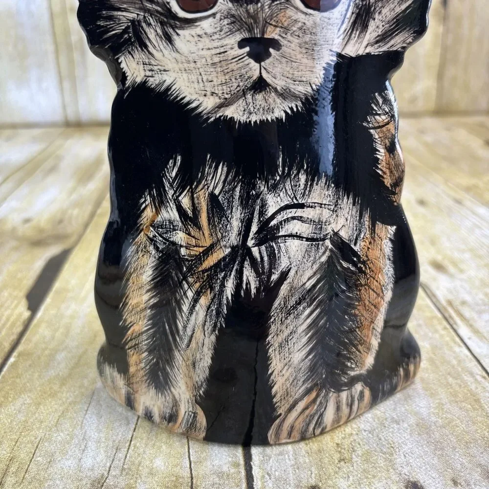 Dogs By Nina Lyman Vase Yorkie 8
